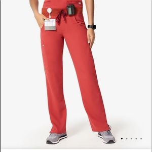 Figs Clay SP Cargo Scrub Pants